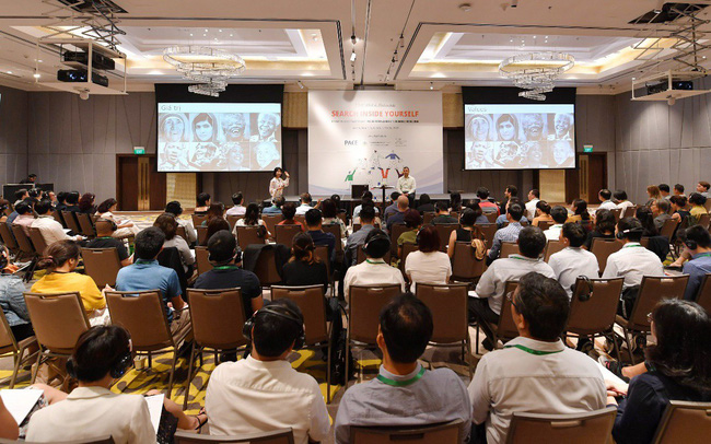 FBNC: 150 BUSINESS LEADERS HAD THE UNIQUE OPPORTUNITY TO DIRECTLY EXPERIENCE WITH SEARCH INSIDE YOURSELF