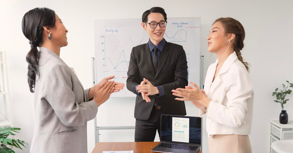 EQ là gì? Sự khác nhau giữa chỉ số EQ và IQ